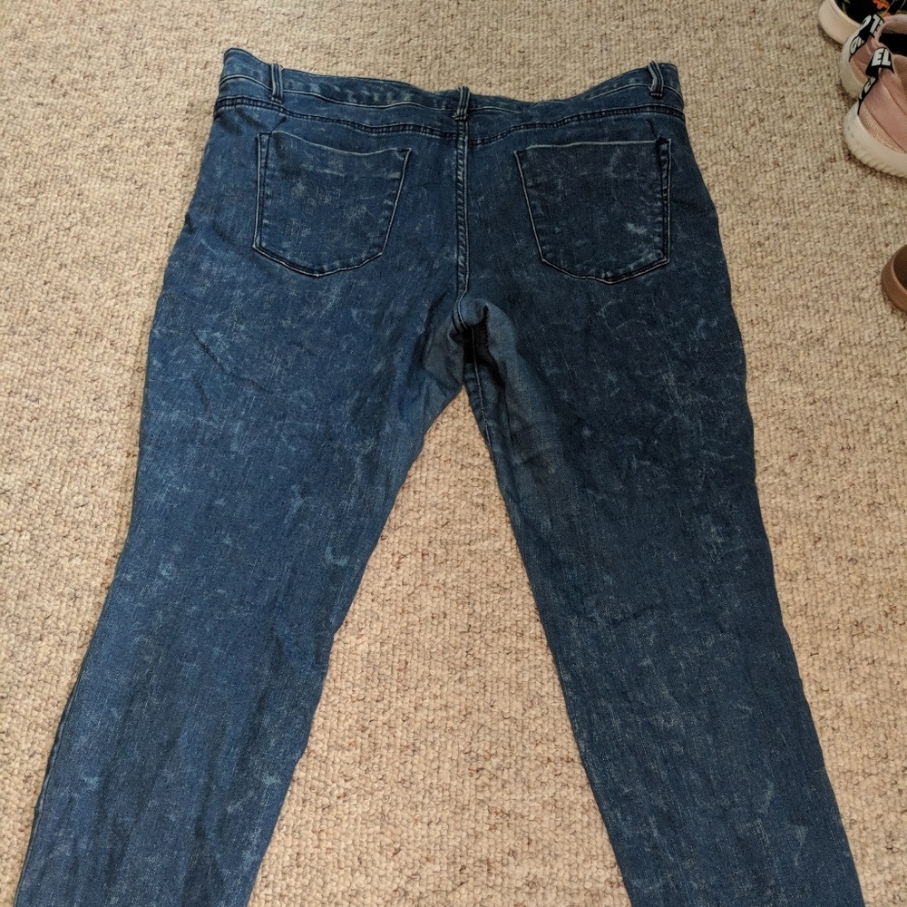 Jeans - Picture 2 of 2